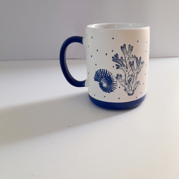● Seahorse Mug Set - Picture 4 of 11